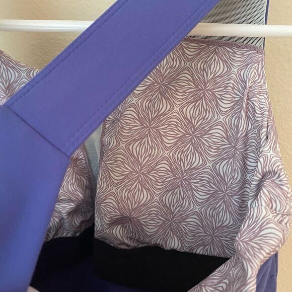 Crane & Lion Active Dress - Picture 7 of 11